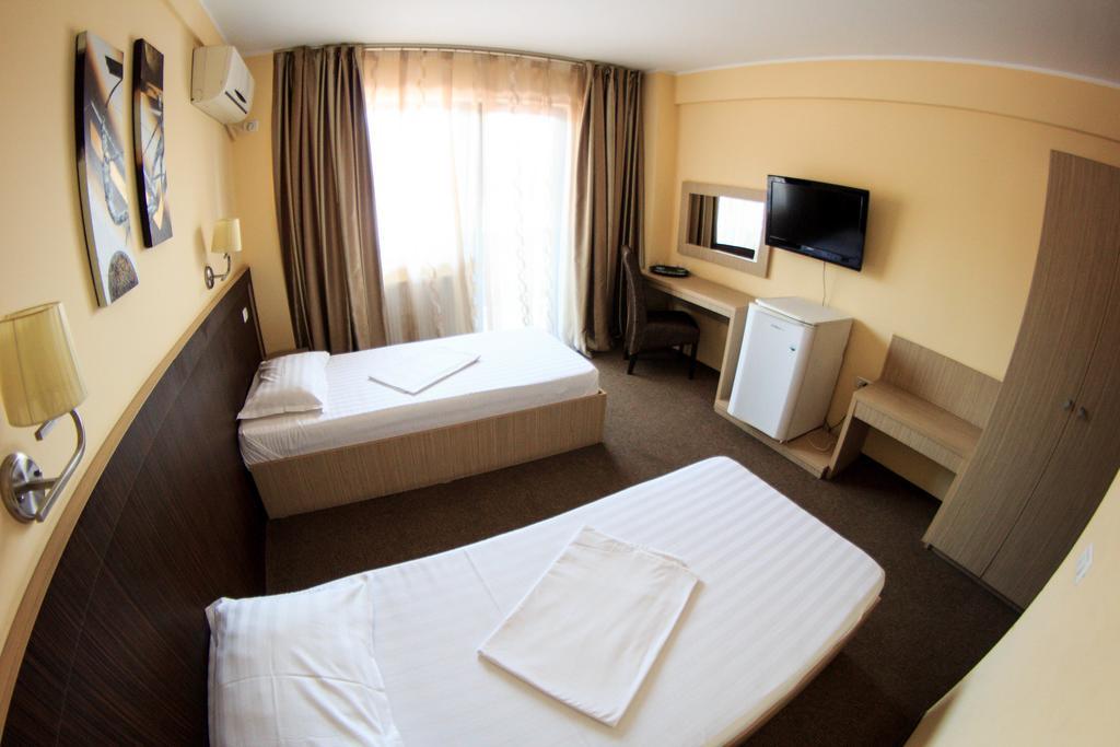 Vila Bueno Sat Vacanta Hotel Mamaia Ngoại thất bức ảnh