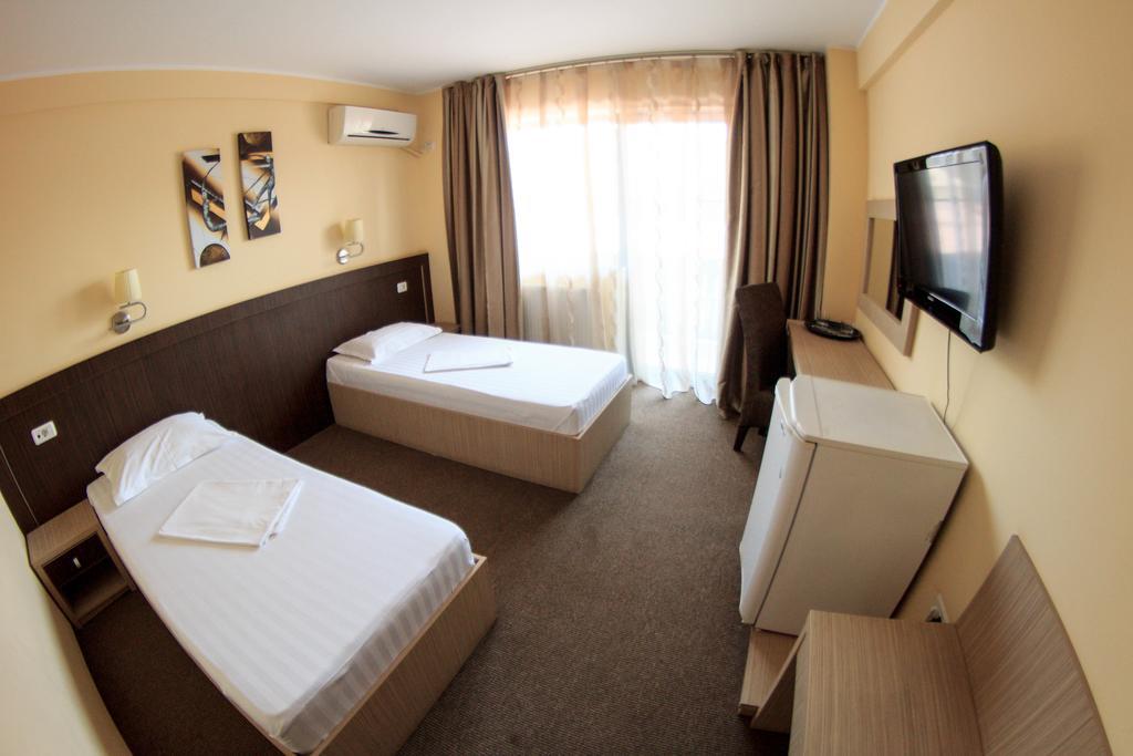 Vila Bueno Sat Vacanta Hotel Mamaia Ngoại thất bức ảnh