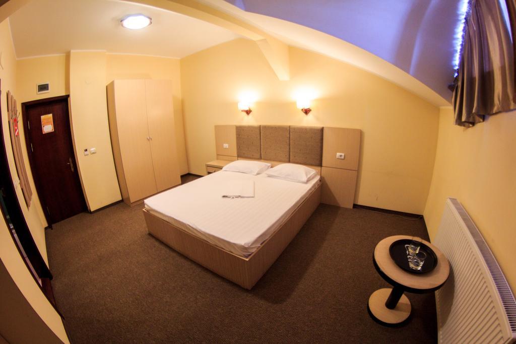 Vila Bueno Sat Vacanta Hotel Mamaia Ngoại thất bức ảnh